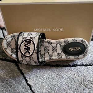Micheal Kors Sandals